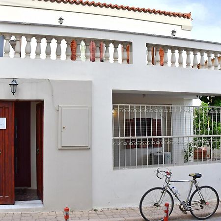 Αρχοντικό Σπίτι Στην Αίγινα 아파트 외부 사진